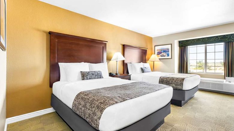 <b>Best Western Inn & Sts California City Room</b>. Images powered by <a href="https://iceportal.shijigroup.com/" title="IcePortal" target="_blank">IcePortal</a>.