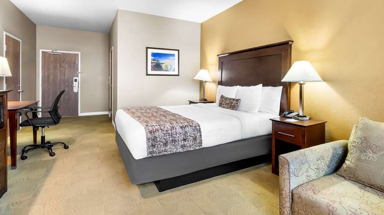 <b>Best Western Inn & Sts California City Room</b>. Images powered by <a href="https://iceportal.shijigroup.com/" title="IcePortal" target="_blank">IcePortal</a>.