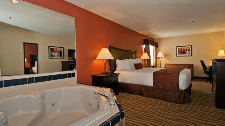 Best Western Plus Corning Inn Suite