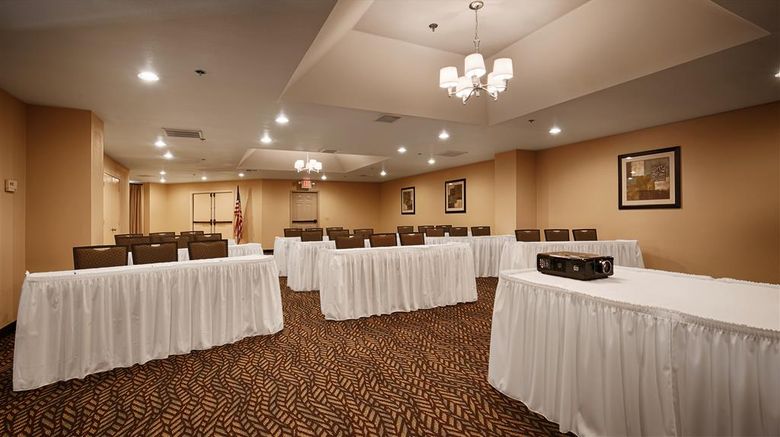 <b>Best Western Palm Court Inn Meeting</b>. Images powered by <a href="https://iceportal.shijigroup.com/" title="IcePortal" target="_blank">IcePortal</a>.