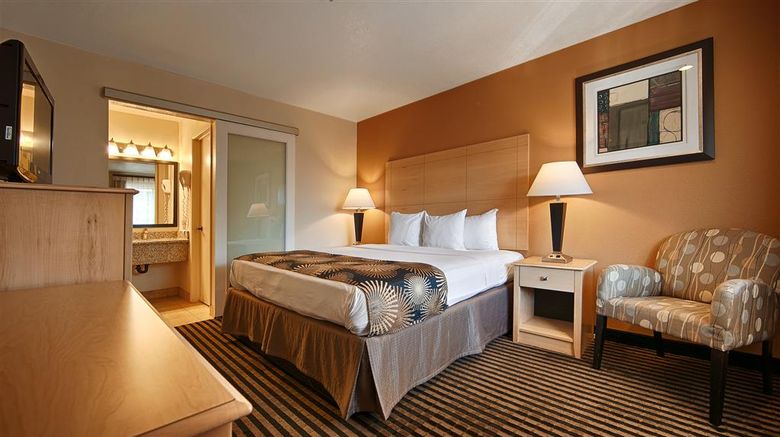 <b>Best Western Palm Court Inn Room</b>. Images powered by <a href="https://iceportal.shijigroup.com/" title="IcePortal" target="_blank">IcePortal</a>.
