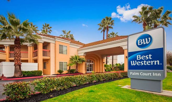 Best Western Palm Court Inn Exterior