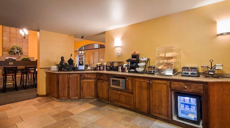 <b>Best Western Palm Court Inn Restaurant</b>. Images powered by <a href="https://iceportal.shijigroup.com/" title="IcePortal" target="_blank">IcePortal</a>.