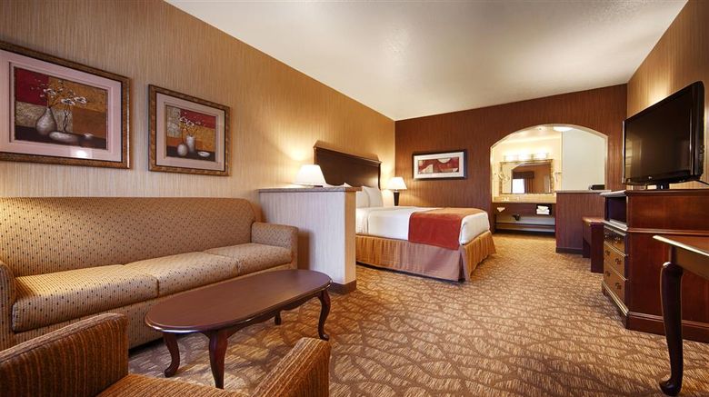 <b>Best Western San Dimas Hotel & Suites Suite</b>. Images powered by <a href="https://iceportal.shijigroup.com/" title="IcePortal" target="_blank">IcePortal</a>.
