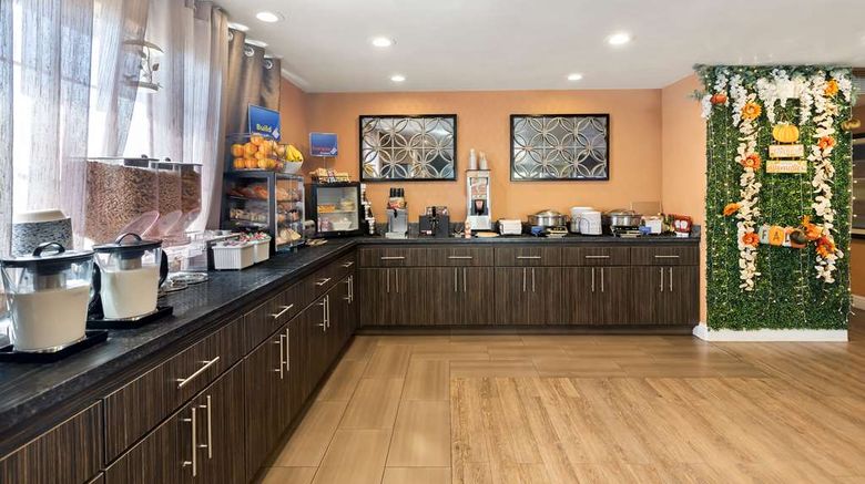 <b>Best Western University Inn Santa Clara Restaurant</b>. Images powered by <a href="https://iceportal.shijigroup.com/" title="IcePortal" target="_blank">IcePortal</a>.