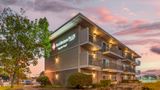 Best Western Plus Bayside Hotel Exterior