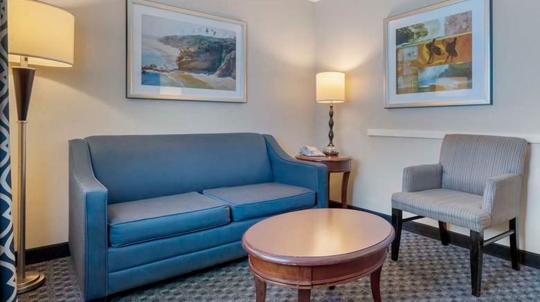 <b>Best Western Plus Marina Shores Hotel Suite</b>. Images powered by <a href="https://iceportal.shijigroup.com/" title="IcePortal" target="_blank">IcePortal</a>.