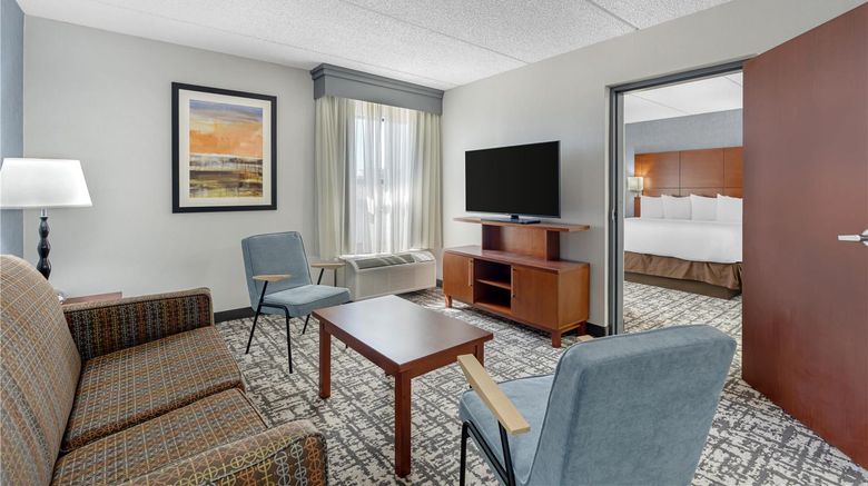 <b>Best Western Plus Fresno Airport Hotel Suite</b>. Images powered by <a href="https://iceportal.shijigroup.com/" title="IcePortal" target="_blank">IcePortal</a>.