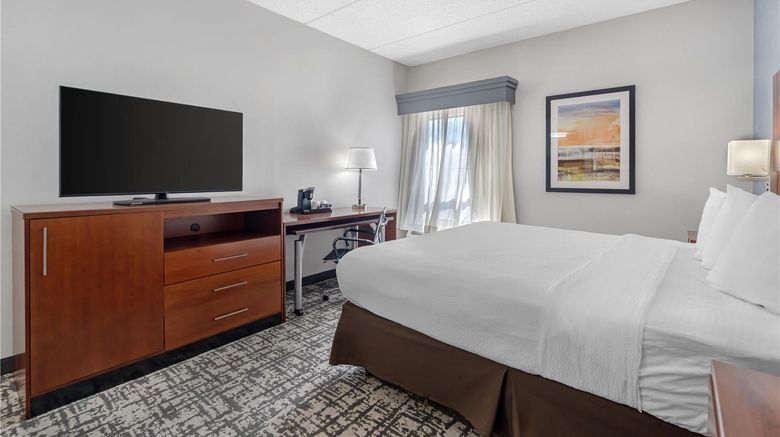 <b>Best Western Plus Fresno Airport Hotel Room</b>. Images powered by <a href="https://iceportal.shijigroup.com/" title="IcePortal" target="_blank">IcePortal</a>.