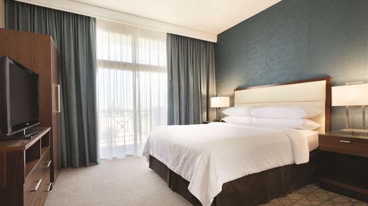 Embassy Suites Brea Room