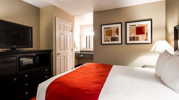 Best Western Willows Inn Room