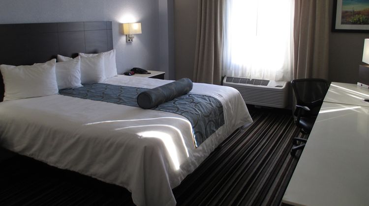 Best Western Plus Diamond Valley Inn Room