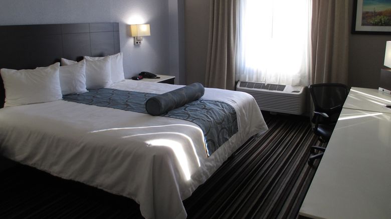 <b>Best Western Plus Diamond Valley Inn Room</b>. Images powered by <a href="https://iceportal.shijigroup.com/" title="IcePortal" target="_blank">IcePortal</a>.