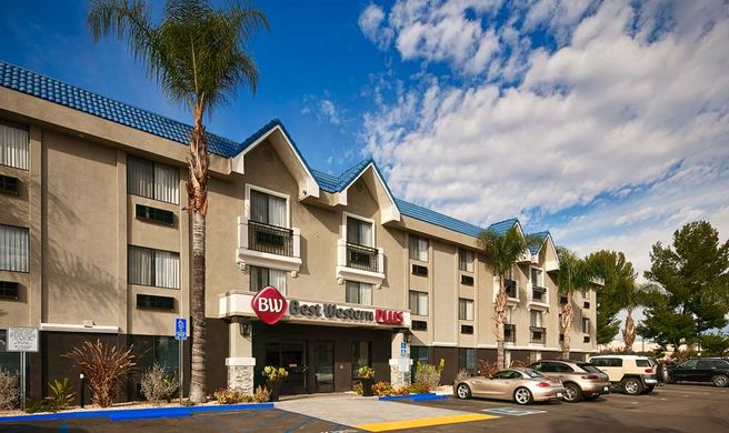Best Western Plus Diamond Valley Inn Exterior