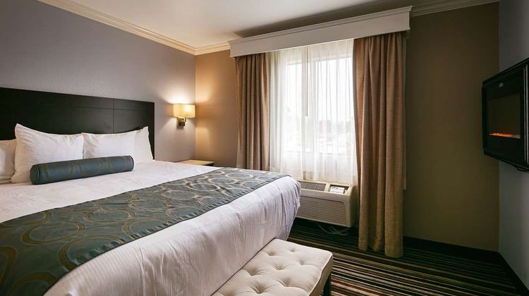 Best Western Plus Diamond Valley Inn Room