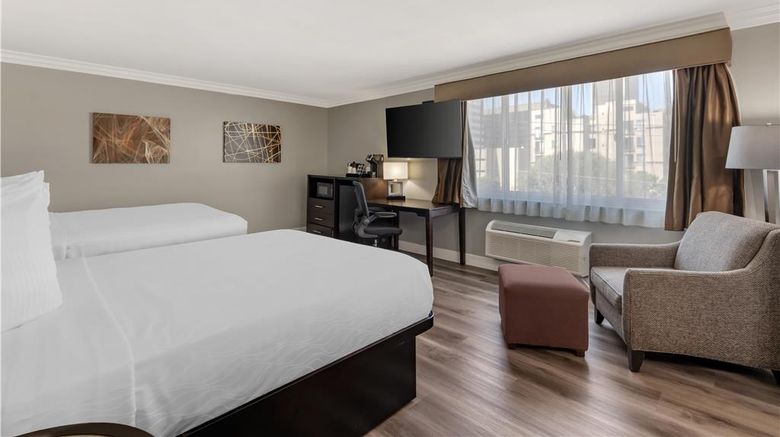 <b>Best Western Plus LA Mid-Town Hotel Room</b>. Images powered by <a href="https://iceportal.shijigroup.com/" title="IcePortal" target="_blank">IcePortal</a>.