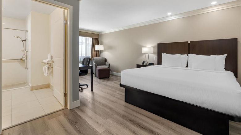 <b>Best Western Plus LA Mid-Town Hotel Room</b>. Images powered by <a href="https://iceportal.shijigroup.com/" title="IcePortal" target="_blank">IcePortal</a>.