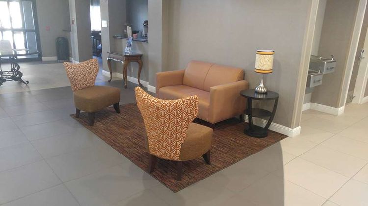 Best Western Plus Delta Inn & Suites Lobby