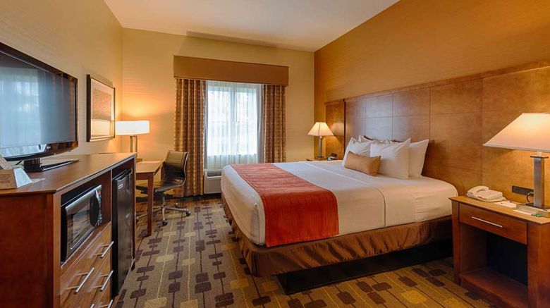 <b>Best Western Plus Delta Inn & Suites Room</b>. Images powered by <a href="https://iceportal.shijigroup.com/" title="IcePortal" target="_blank">IcePortal</a>.