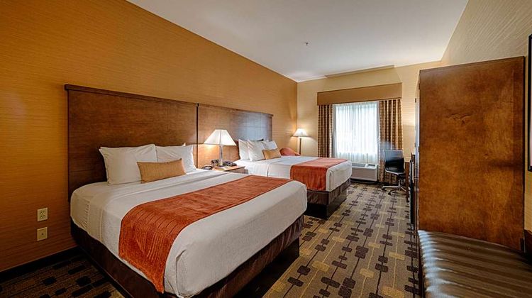 Best Western Plus Delta Inn & Suites Room