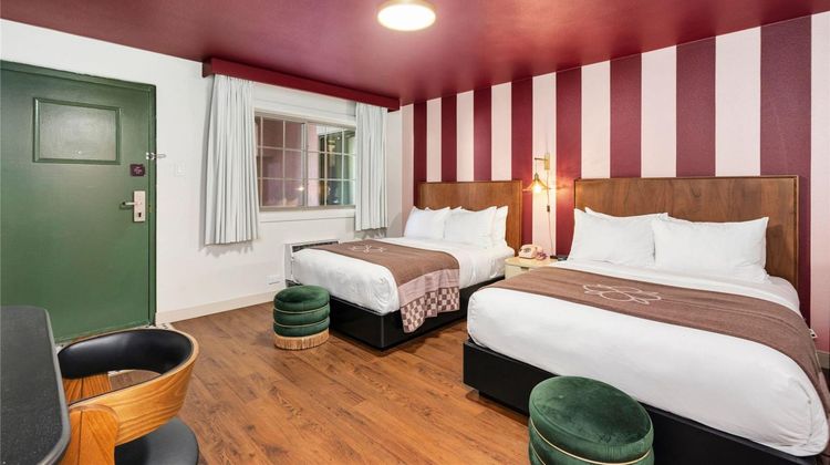 Best Western University Inn Room
