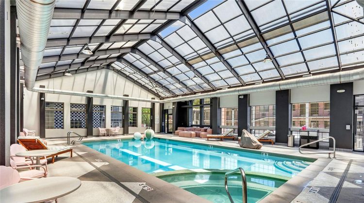 Best Western University Inn Pool