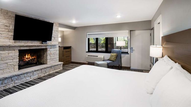 <b>Best Western Antlers Suite</b>. Images powered by <a href="https://iceportal.shijigroup.com/" title="IcePortal" target="_blank">IcePortal</a>.