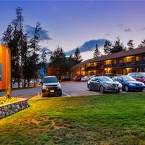 Best Western Ptarmigan Lodge