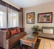 Best Western Plus Rio Grande Inn Lobby