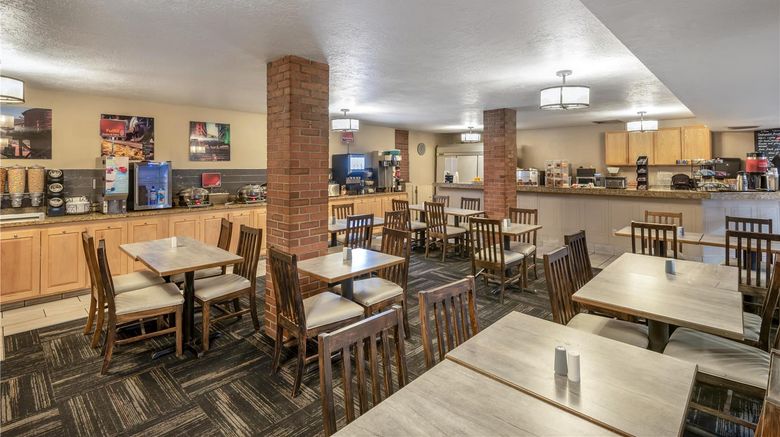 <b>Best Western Plus Rio Grande Inn Restaurant</b>. Images powered by <a href="https://iceportal.shijigroup.com/" title="IcePortal" target="_blank">IcePortal</a>.