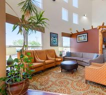 Best Western Kiva Inn Lobby