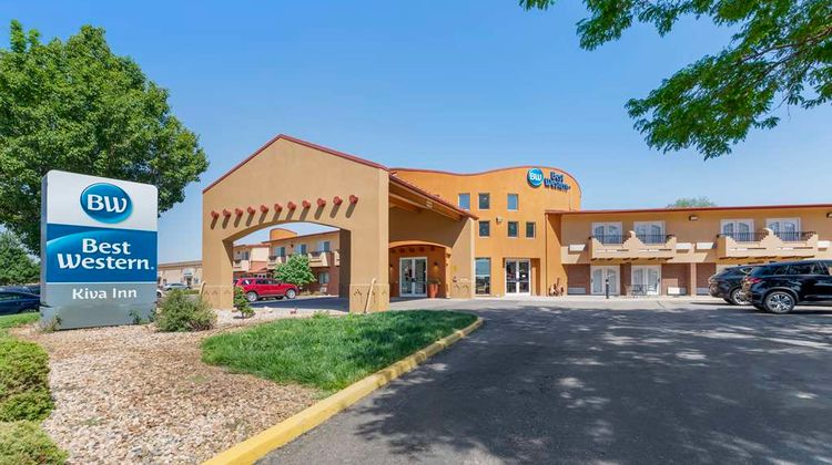 Best Western Kiva Inn Exterior