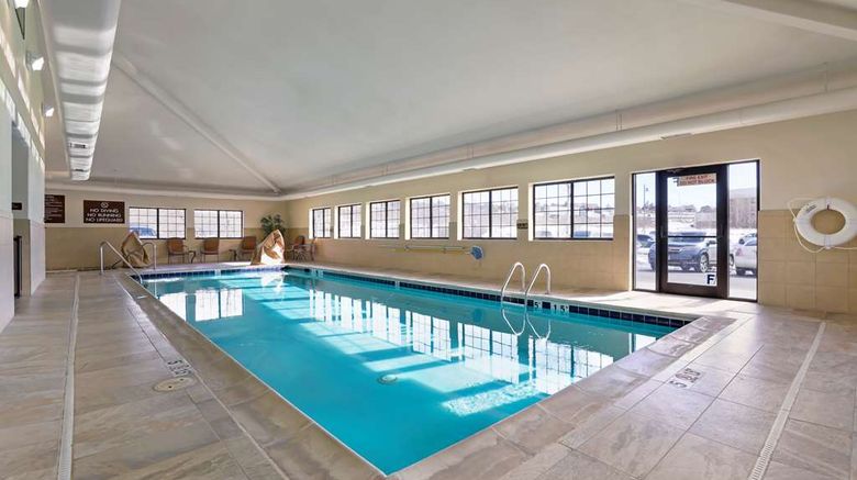 <b>Best Western Plus Castle Rock Pool</b>. Images powered by <a href="https://iceportal.shijigroup.com/" title="IcePortal" target="_blank">IcePortal</a>.