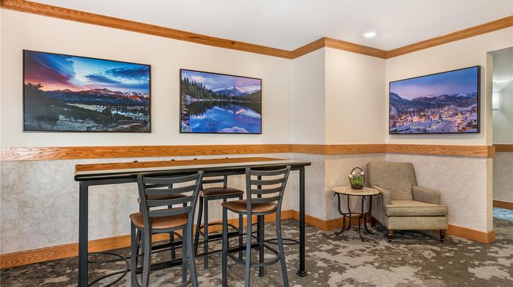 Best Western Plus Silver Saddle Inn Lobby