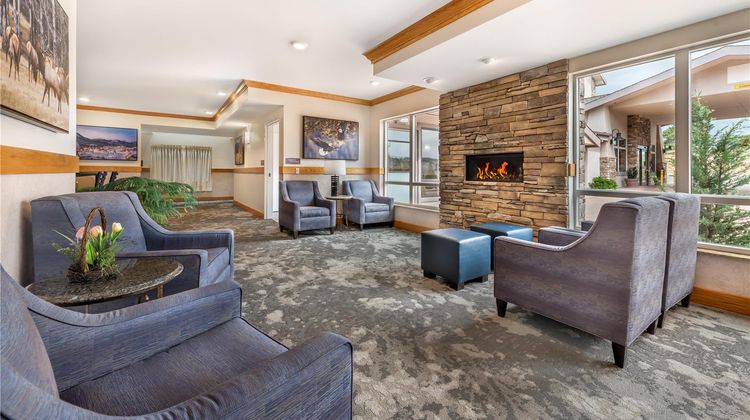 Best Western Plus Silver Saddle Inn Lobby