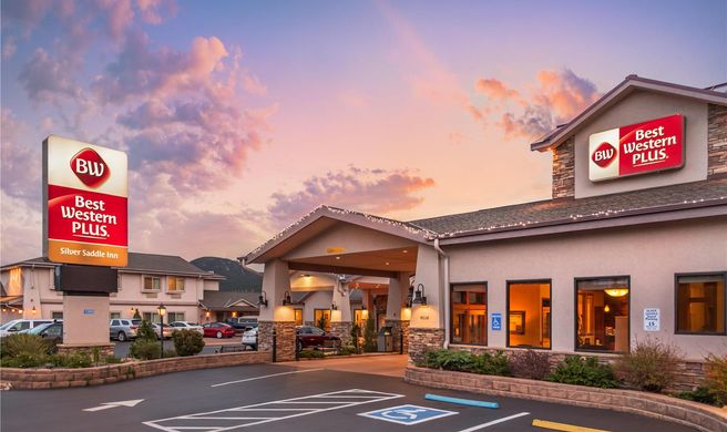Best Western Plus Silver Saddle Inn Exterior