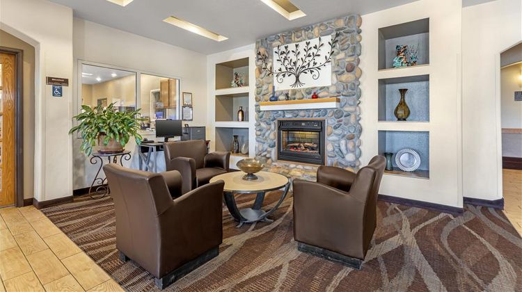 Best Western Firestone Inn & Suites Lobby