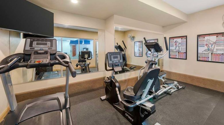 <b>Best Western Executive Inn & Suites Health</b>. Images powered by <a href="https://iceportal.shijigroup.com/" title="IcePortal" target="_blank">IcePortal</a>.