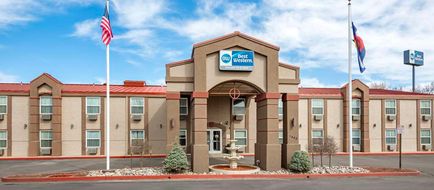 Best Western Executive Inn & Suites Exterior