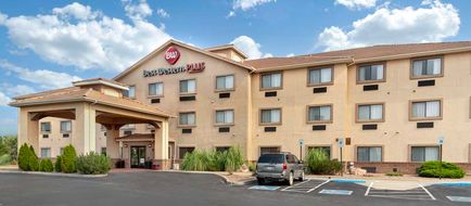 Best Western Plus Eagleridge Inn & Stes Exterior