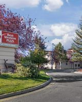 Best Western Plus Deer Park Inn & Suites