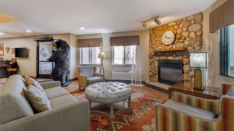 Best Western Plus Deer Park Inn & Suites Lobby