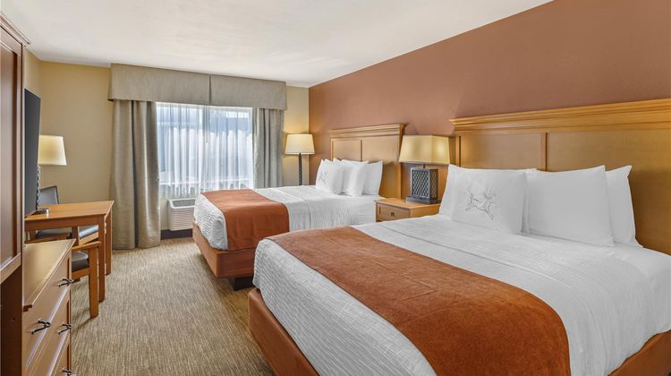 Best Western Plus Deer Park Inn & Suites Room