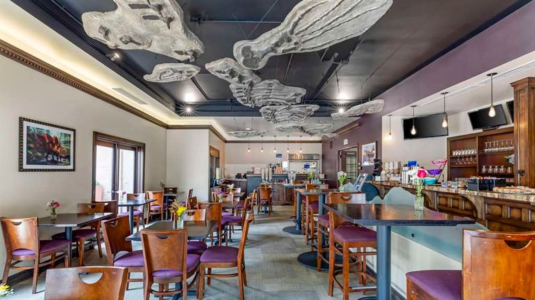 <b>Best Western Denver Southwest Restaurant</b>. Images powered by <a href="https://iceportal.shijigroup.com/" title="IcePortal" target="_blank">IcePortal</a>.