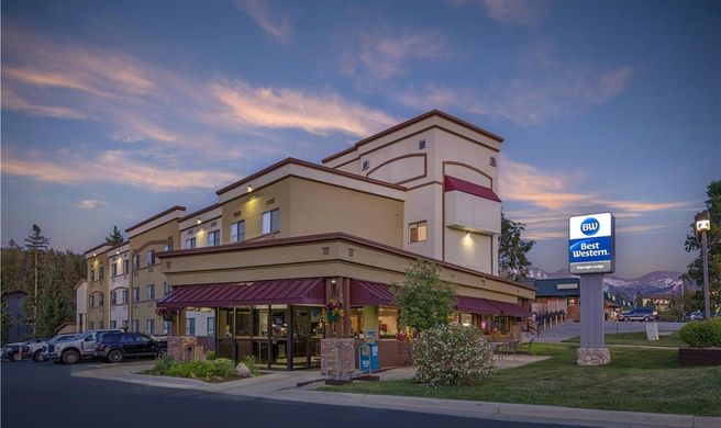 Best Western Alpenglo Lodge Exterior