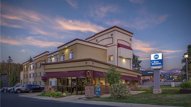 Best Western Alpenglo Lodge Exterior. Images powered by <a href="https://iceportal.shijigroup.com" target="_blank" rel="noopener">Ice Portal</a>.