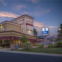 Best Western Alpenglo Lodge