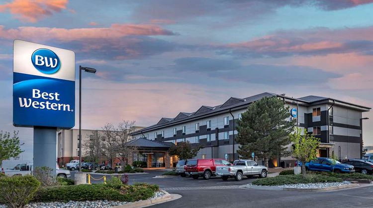 Best Western Brighton Inn Exterior