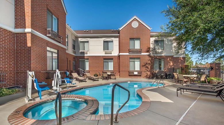 <b>Best Western Plus Louiseville Inn & Stes Pool</b>. Images powered by <a href="https://iceportal.shijigroup.com/" title="IcePortal" target="_blank">IcePortal</a>.