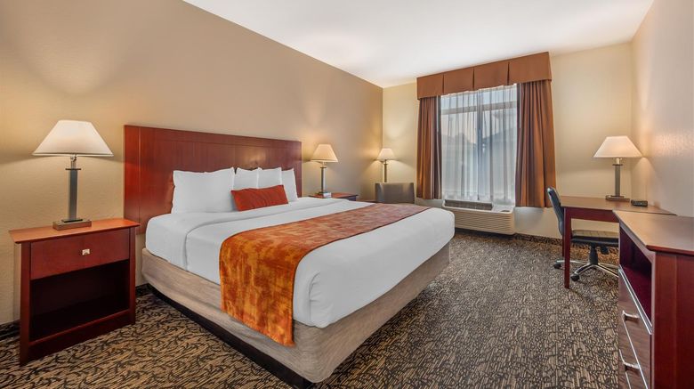 <b>Best Western Plus Louiseville Inn & Stes Room</b>. Images powered by <a href="https://iceportal.shijigroup.com/" title="IcePortal" target="_blank">IcePortal</a>.